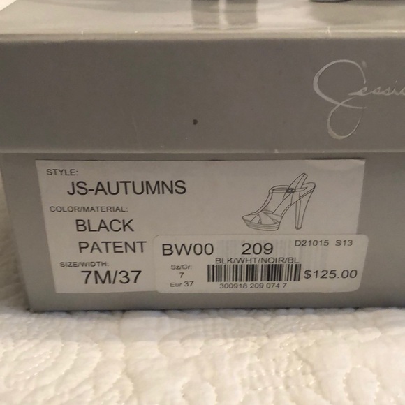 Jessica Simpson pumps - Picture 6 of 6